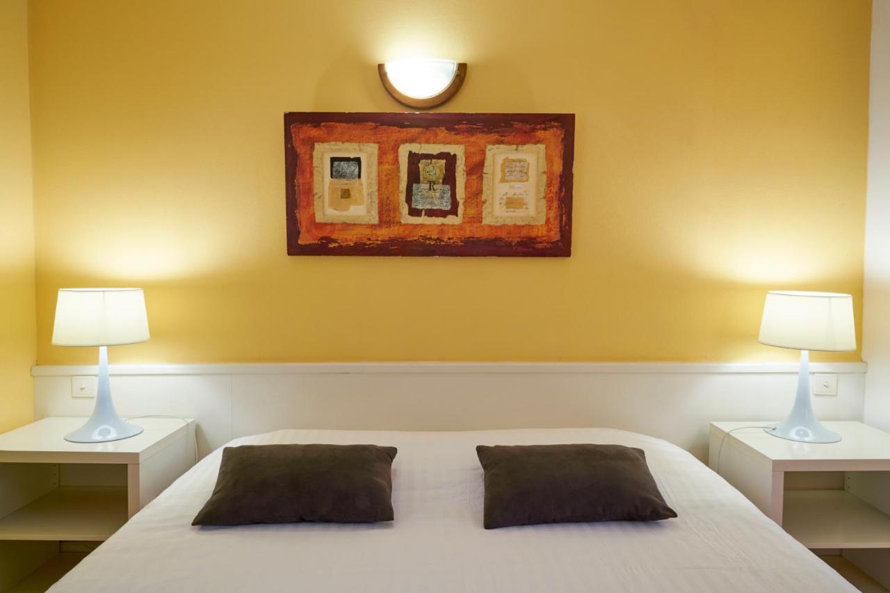Logis Hotel Le Belle Rive Нажак Экстерьер фото